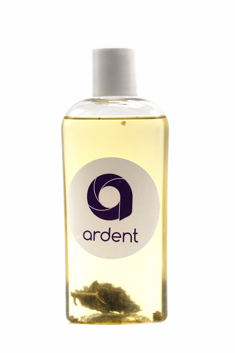ArdentCannabis's tweet photo. Combining your #decarbed material with our #toner is great for treating anti-inflammation and healthy skin https://t.co/VP1pP88kQ6