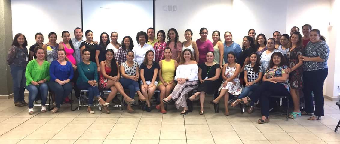 teinny_3's tweet photo. Finalizando con éxito capacitación sabatina de convivencia escolar #enseñandoconvalores formaremos ciudadanos competentes #AtpZ75 https://t.co/pxpo8CjQi8