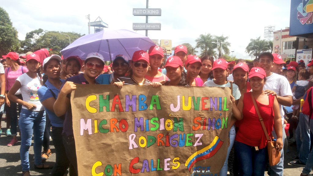 clifmaguablanca's tweet photo. #ChambistasPortuguesa de #AguaBlanca apoyando a @rafaelcalles #EnPortuguesaGanaCalles @MPPEDUCACION @PartidoPSUV @NicolasMaduro @OMAR_2301 https://t.co/u7bjHu8AUC