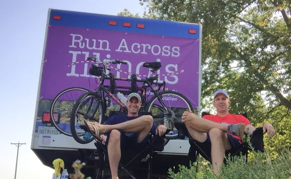 RunforALZ's tweet photo. Props to our amazing shuttle driver Ken Dryfhout. #ShuttleDriverLife https://t.co/96aLqeG2aK
