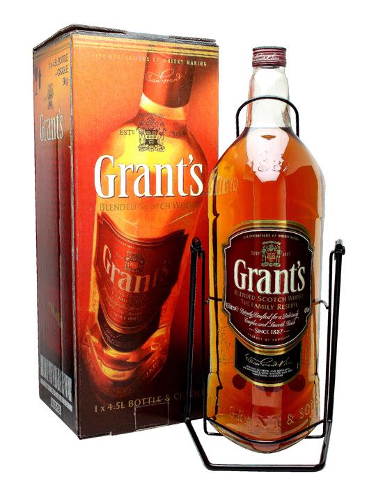 Виски качели 4.5 литра купить. Виски Грантс Фамили резерв, 4,5л. Виски Грантс 4.5 на качелях. Виски Grant's Family Reserve 4.5 л.. Качели Грантс 4.5 литра.