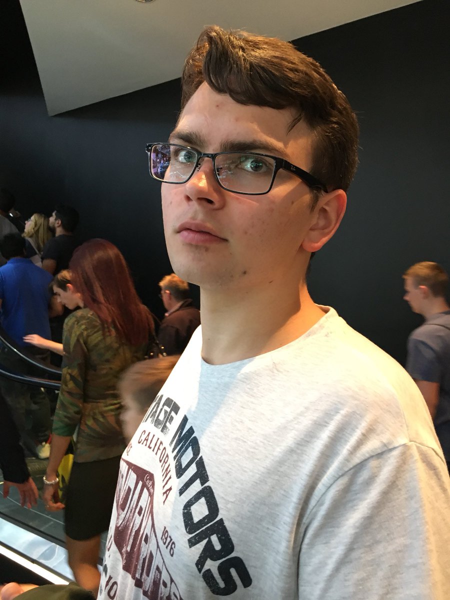 Alexanderkr_ tweet picture