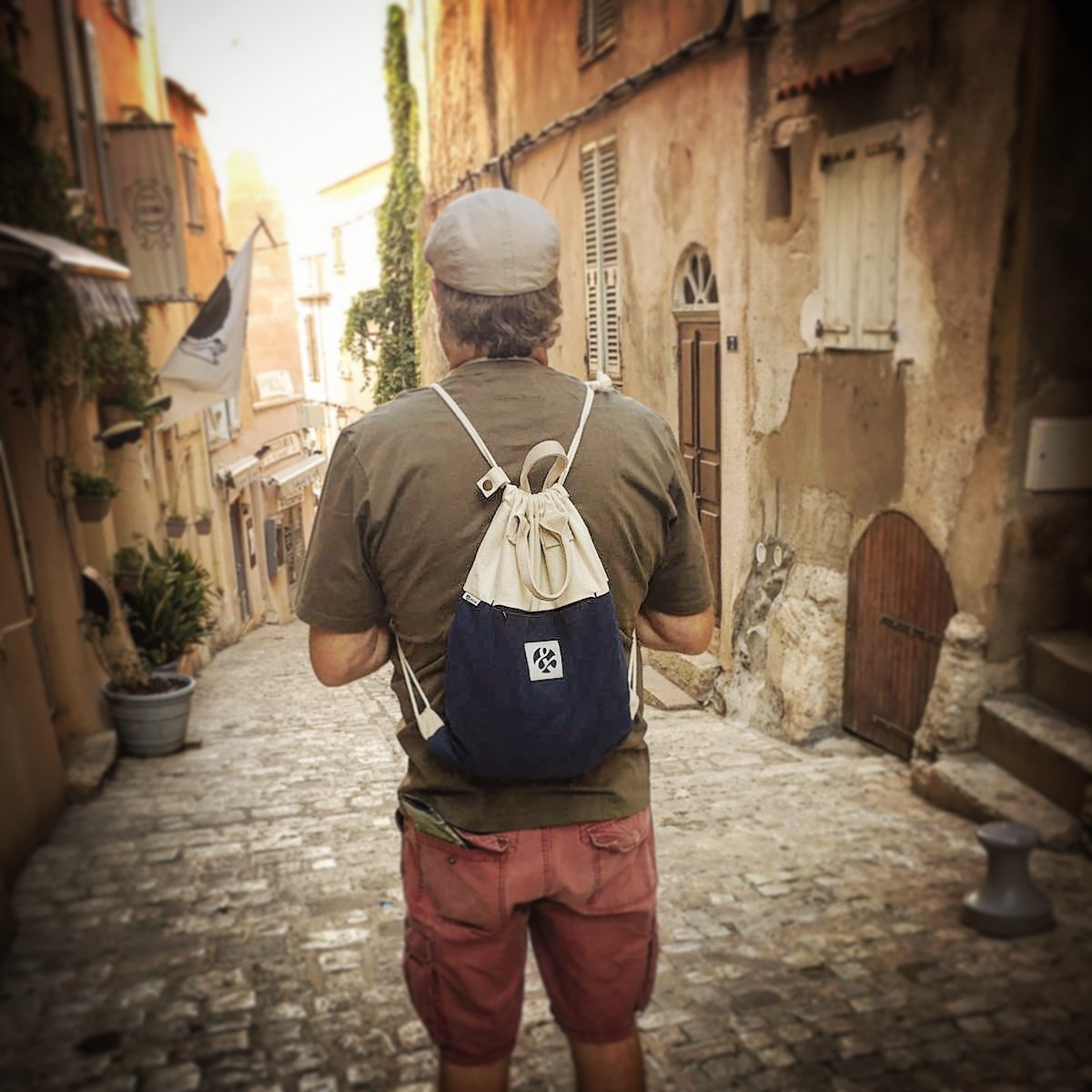 #Exploring #Corsica... mit dem brandneuen #YogaBag von #undlos

und-los.ch/yogabag

#exploretocreate #exclusive #unique #limited
