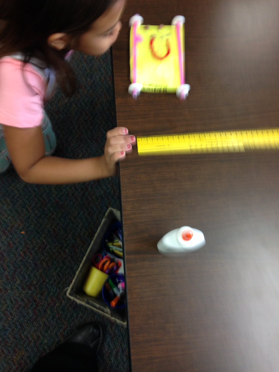 MsKRaybould's tweet photo. Learning about measurement and tha force of air. #PuffMobile #LearnigEngagementFun https://t.co/4fL39hNg77