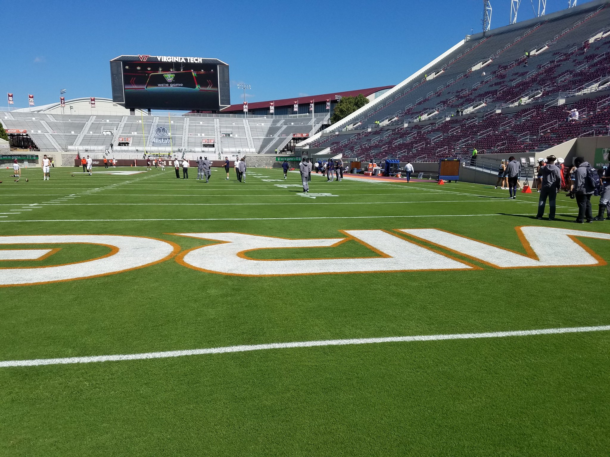 ODU Football on Twitter "Players warming up on the field ODUFB 