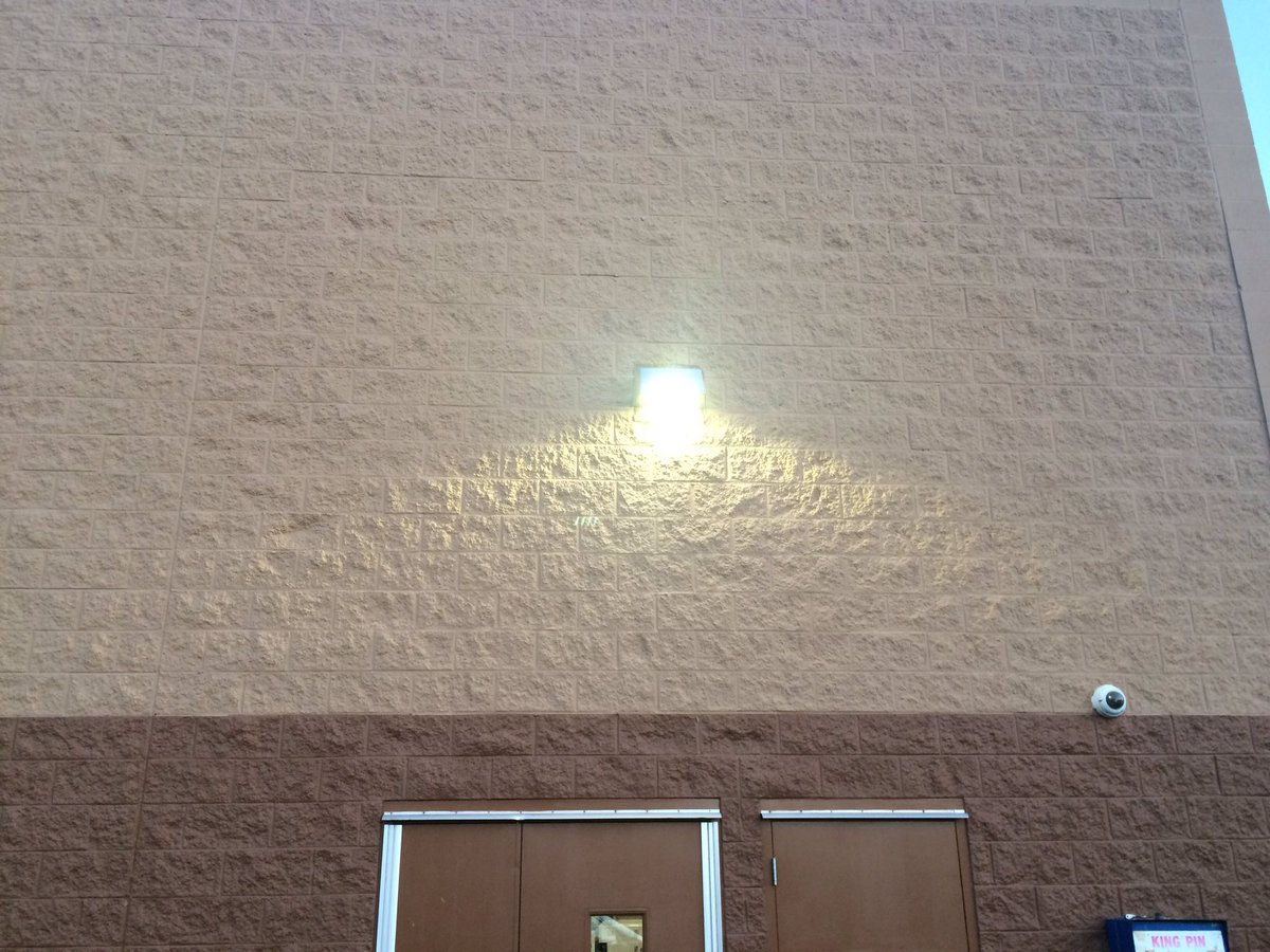 T-2161 with the LED wall packs  <a href="/Johnson1Bill/">BillJohnson1!</a> @cat10jill #OfficiallyLit