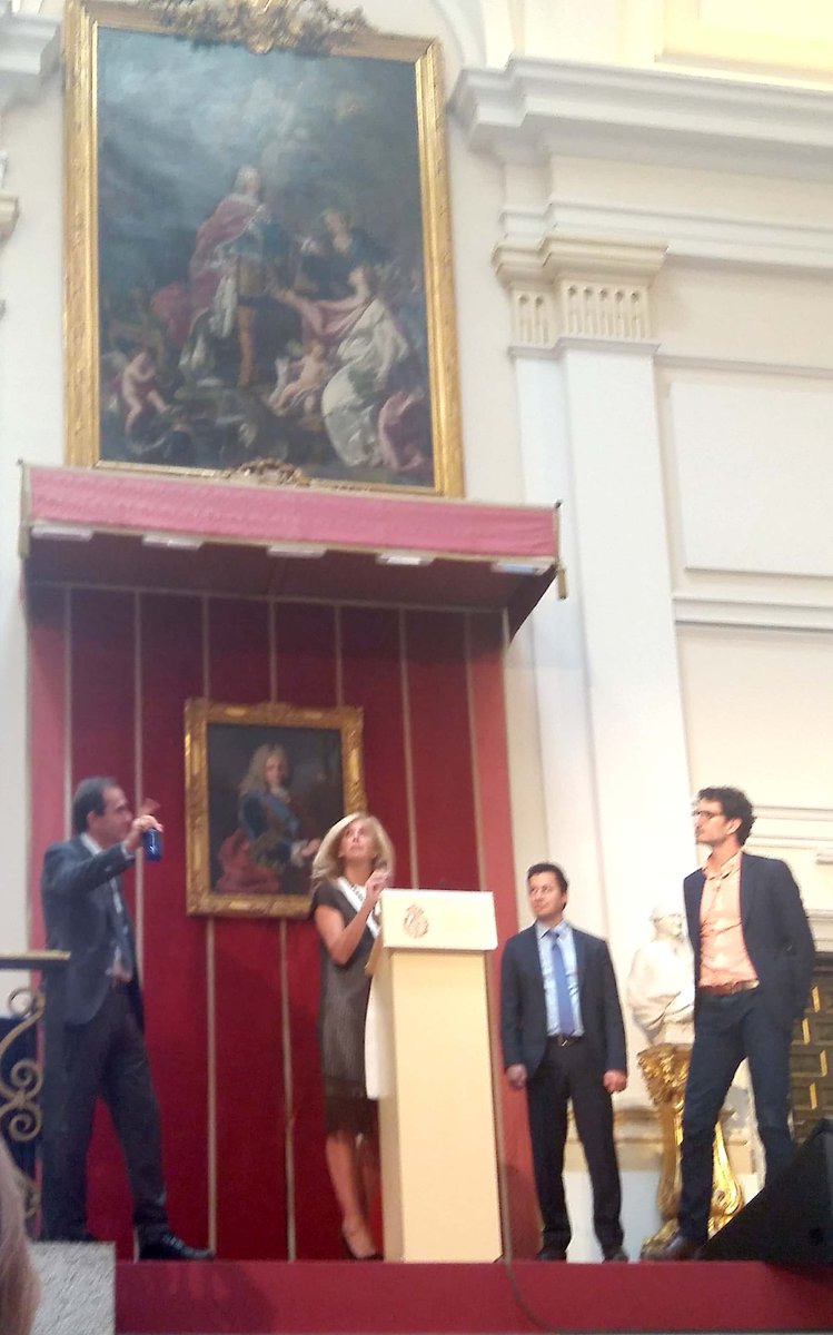martinendocrino's tweet photo. Un lujo poner al día las últimas tecnologías y avances genéticos en #diabetes en este escenario, la Real Academia de Bellas Artes. 👍 https://t.co/YDUhWhDQT9