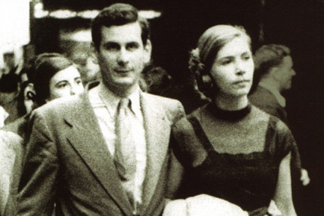virdelight's tweet photo. #jeanbenoit & #mimiparent in 1947 - #surrealist couple 🇨🇦 https://t.co/kgnqj4ASDW