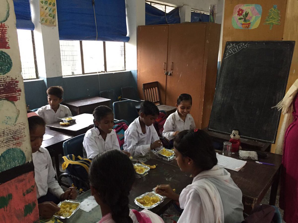SaddBhaav's tweet photo. 2nd Mid Day Meal (23rd Sept) @dkdeepak https://t.co/EdC5jt3kwi