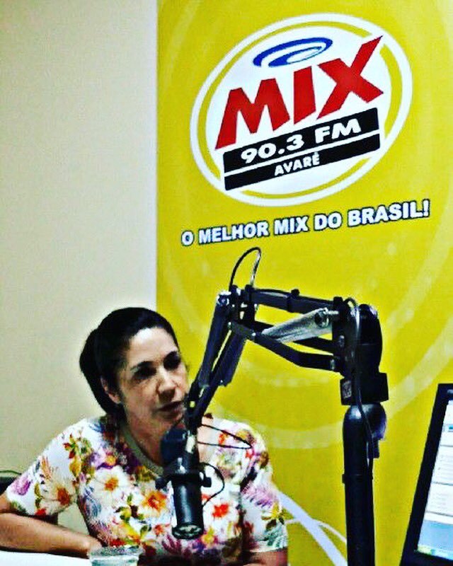 AvareMix's tweet image. Radio Mix entrevistou no Jornal Bom-dia Interior a Dra Adriana da ArtPharma que fez uma bela entrevista dando dicas sobre beleza ao vivo!!!