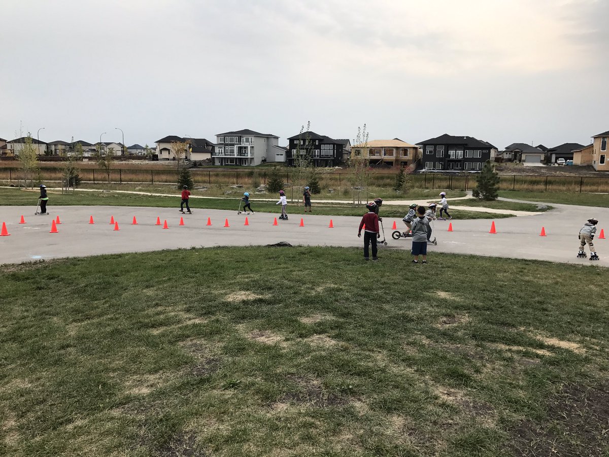 MrRalkoPE's tweet photo. Great finishing to the small wheels units! Unique opportunity for students to learn about road safety and alternative active transport https://t.co/PdU8Vl2IXa
