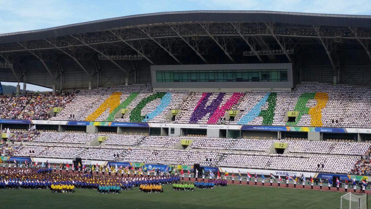 smile012120's tweet photo. 가을여행은 가족과 함께 918 만국회의 평화축제 현장으로 GO GO ~~ 다시보기 클릭 

#만국회의 #HWPL #가을축제 
다시보기☞ https://t.co/Arw0lMRfjm https://t.co/gW4rPc67yO