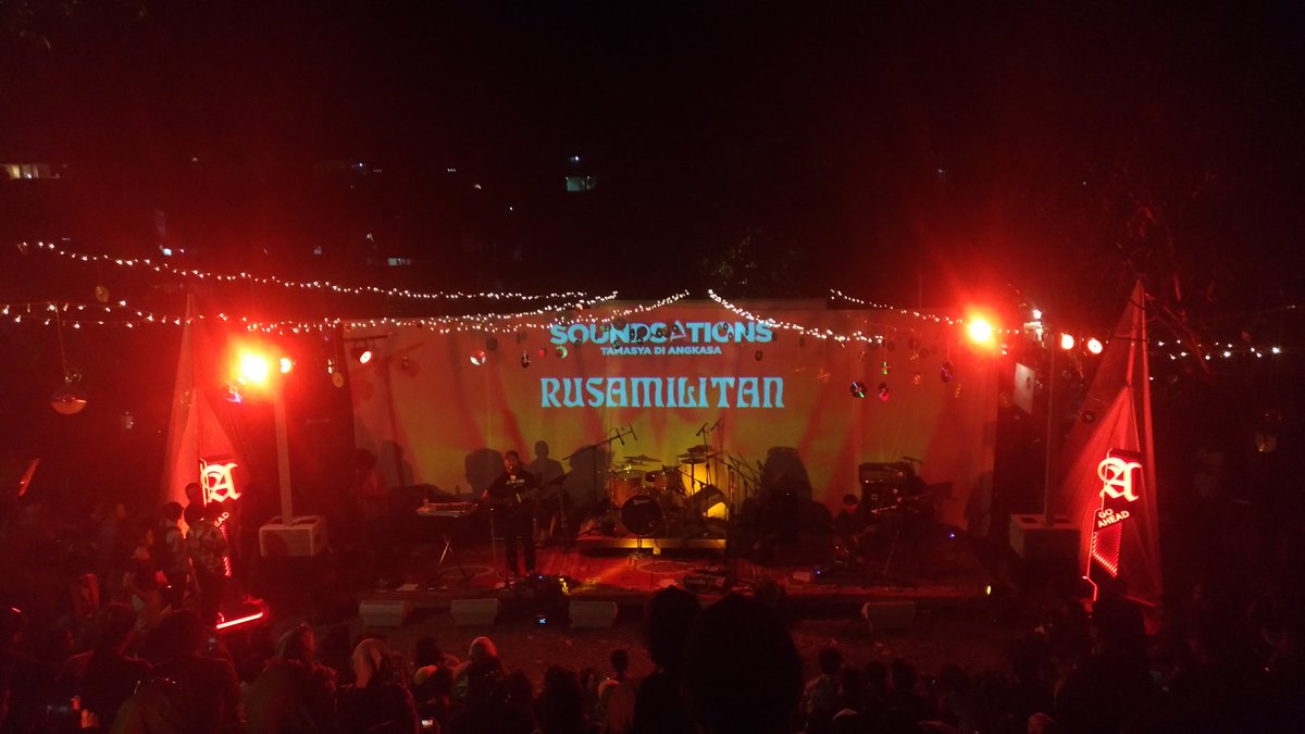 Heyaaa <a href="/rusamilitan/">rusamilitan</a> di Wah-wah Soundsations <a href="/372Kopi/">372Kopi</a>