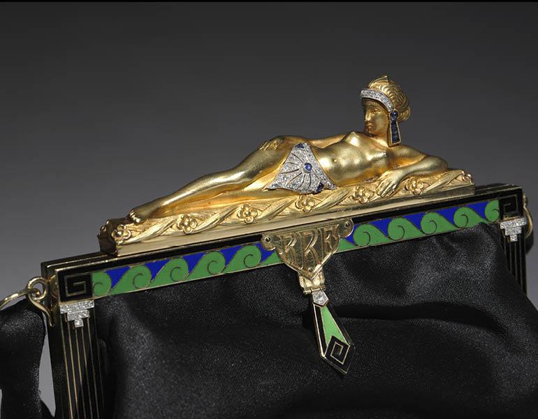 ontherocks_mag's tweet photo. Opening today! The Jazz Age: American Style in the 1920s  @ClevelandArt https://t.co/Q9JtkYQKNk #clevelandmuseumofart #jewellery #artdeco https://t.co/NNekVkdgJN
