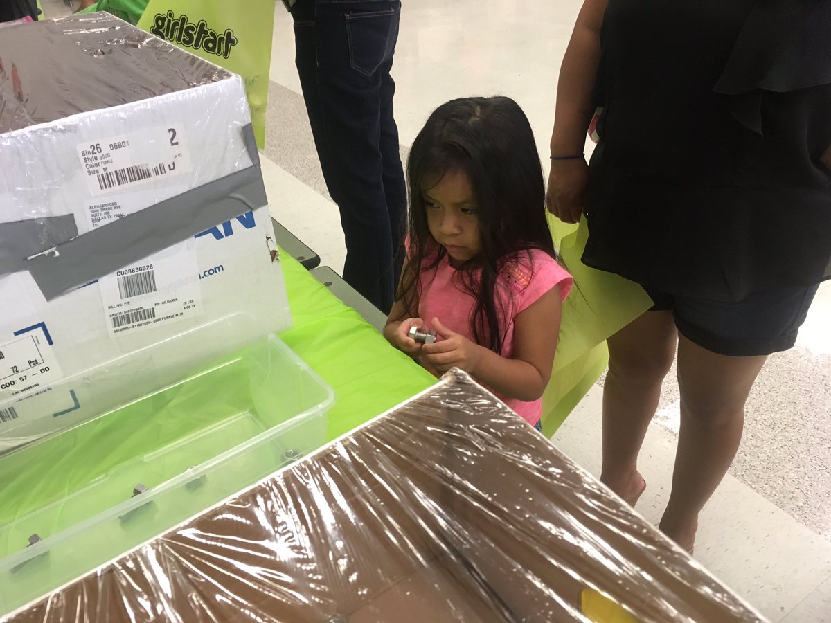 AliefScience's tweet image. @girlstart @AliefISD knows the importance of starting #STEM at an early age @YgbInt #STEMExtravaganza