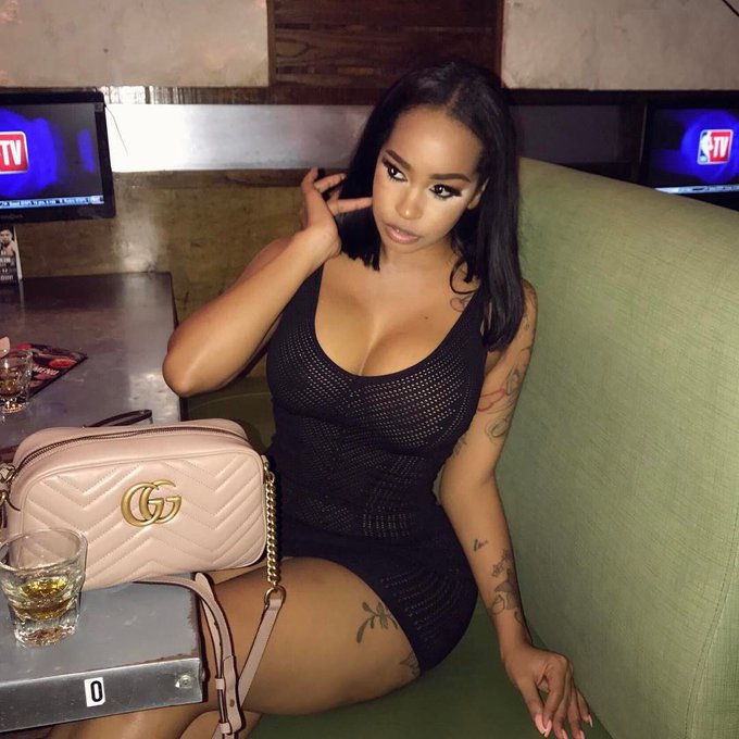 👀 #FAME https://t.co/uUYY4Axeeg<a href="/tag/fame"class="tags">#FAME</a>