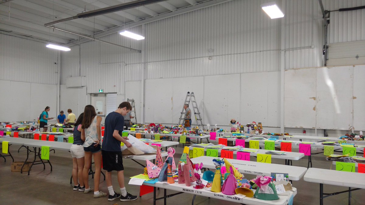 Boagee's tweet photo. Let the judging begin!!! School Children's art contest is well under way! Be sure to visit  see the winners @markhamfair @MarkhamFaircrow https://t.co/FeFQsA9hHD