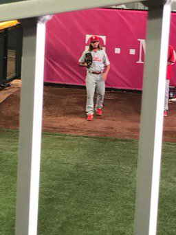 jbbailey1's tweet image. Hey @BarstoolBigCat , I didn’t know @PFTCommenter pitched for the Phillies.