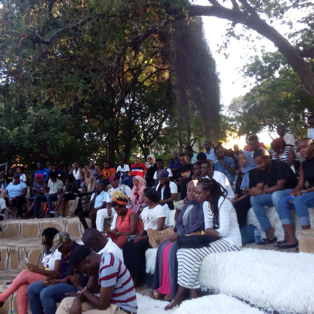 lawquery's tweet photo. @lawquery engaging with Youth and their role in politics.
#RealityvsPerception
#MombasaYouthSummit
@swahilipothub https://t.co/iVWwWWgV1O