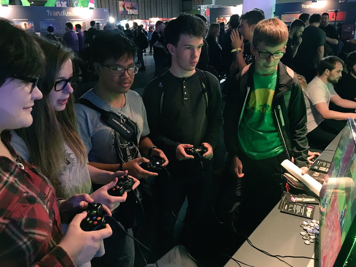Foxtrot203's tweet photo. More young players today @EGX. (And they're all way better than the grown ups too!) #HeroScience #Tranzfuser https://t.co/TXAvn9MHeC