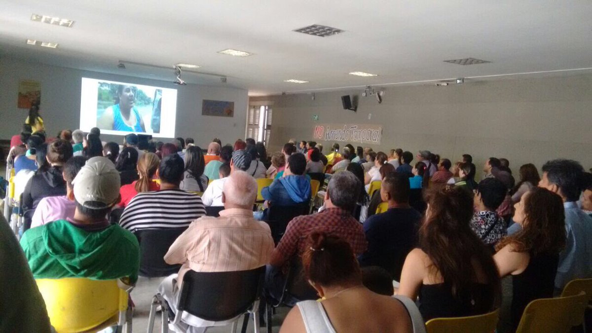 sergiorestrepoj's tweet photo. Hoy #ForoAlternativoCiudadesDignas con el Padre Antonio José Bernal en la paralela hablando de gestión predial https://t.co/suvLpenJxN