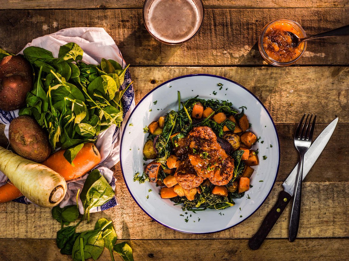 Salads aren’t just for summer… Dig into our Autumn meatball salad, full of roasted root vegetables and wilted greens. Yum!