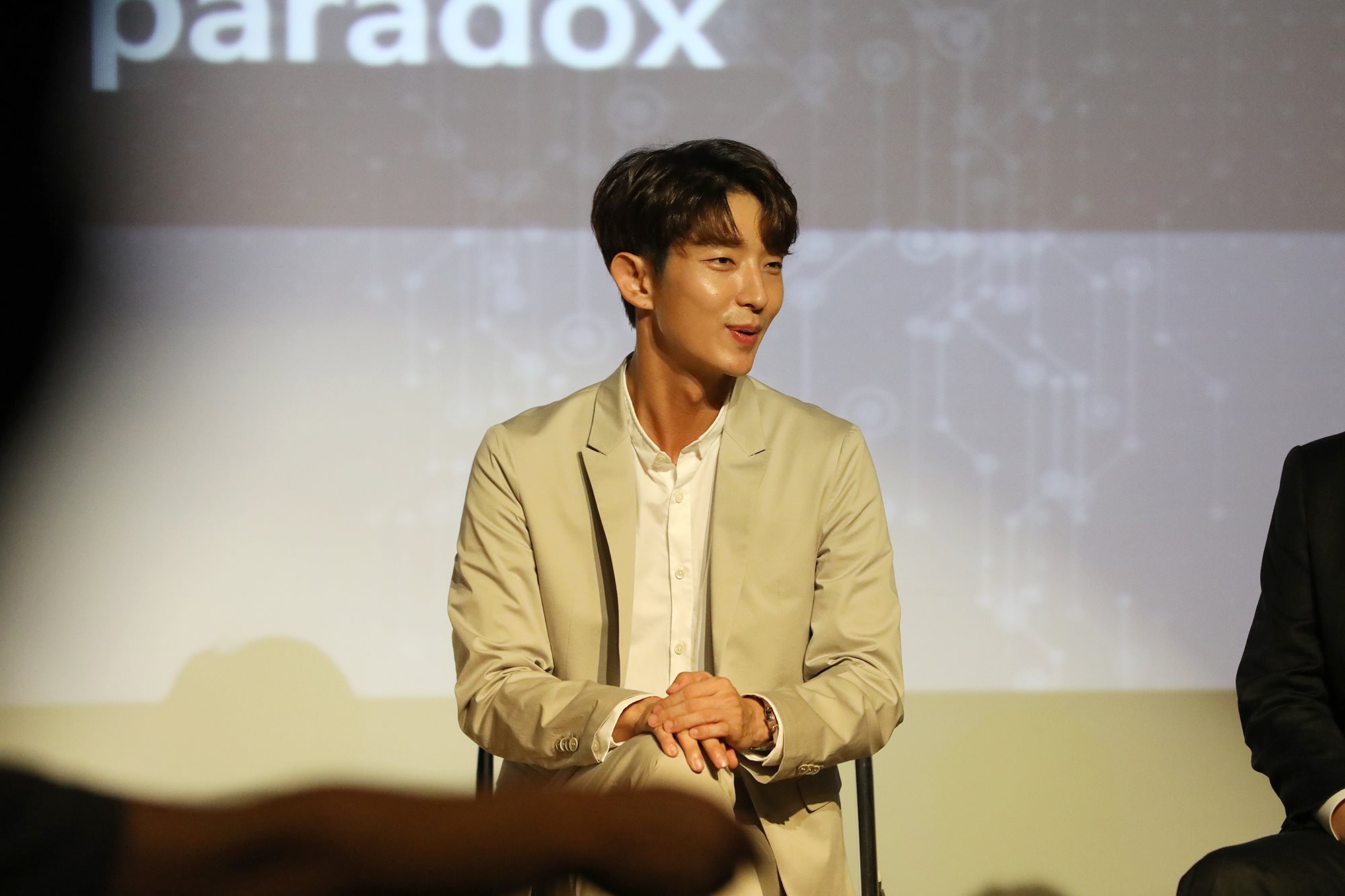 DKatagVU8AA1c1T.jpg:large