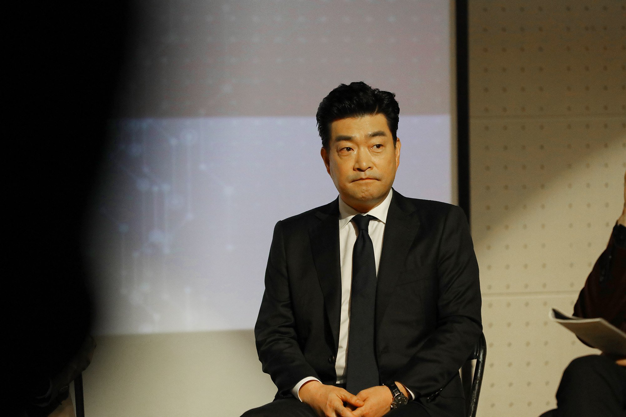 DKatfZwUIAE95LL.jpg:large