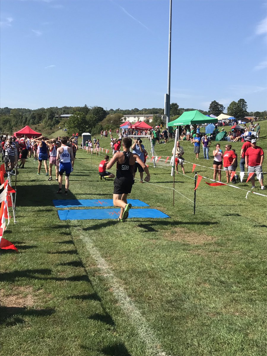 MarkinsChad's tweet photo. Dylan Mecum runs a great race at Rio Grande! Over 250 competitors ๐ฅ#runninfast https://t.co/JRIIFM4yEH