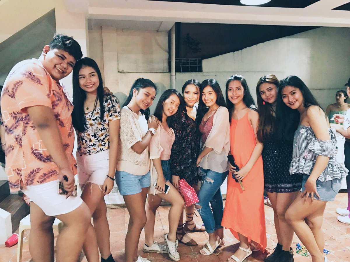 edenwow_'s tweet photo. 🌻 saeng-il chukhahae @domingoclarisse 🌻 https://t.co/LUzHC1THNC