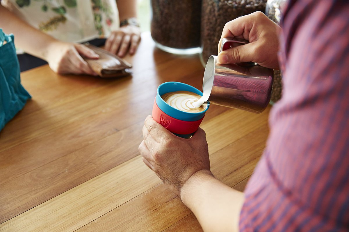 I've created a list of the cafes &amp; coffee shops in Ireland that give you a discount when you bring your own cup. melaniemay.com/cafes-ireland-…