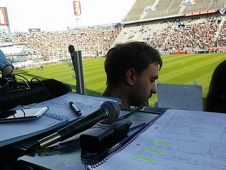 FerCazorro's tweet photo. Ya está todo listo para #Vélez - #Boca ⚽ Lo vivís en @FutbolShowOk por #AM1230 https://t.co/cfZeuCGTlU