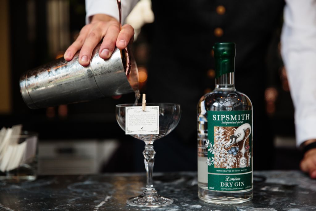 Pouring it up at our <a href="/sipsmith/">Sipsmith Gin</a> Gin launch event. #drumbar