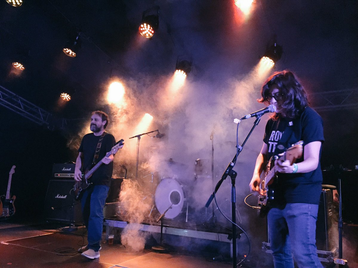 Empezamos la tercera jornada del <a href="/SheisTheFest/">She's The Fest</a> con <a href="/seafoodspecial_/">The Seafood Special</a> 🐟