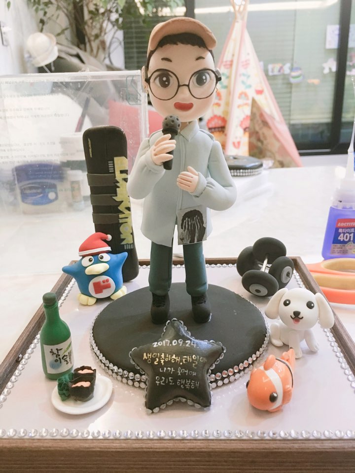 오늘진짜 수많은 대화와 수많은 일들이 있었지만 너무 행복해서 기록도안했지만 문득문득기억해 💓
생일축하해 태일아🙏💓 
#좋아한다태일한다