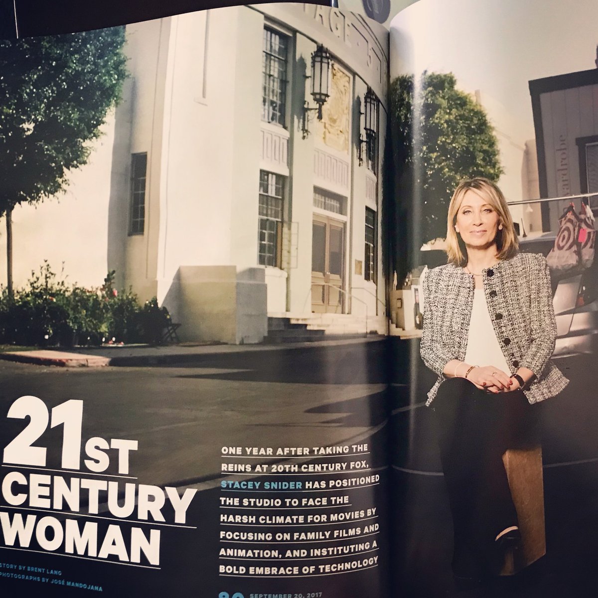 ralphmillero's tweet photo. #staceysnider remarkable executive @Variety @21CF @20thcenturyfox https://t.co/8qzazPAtP9