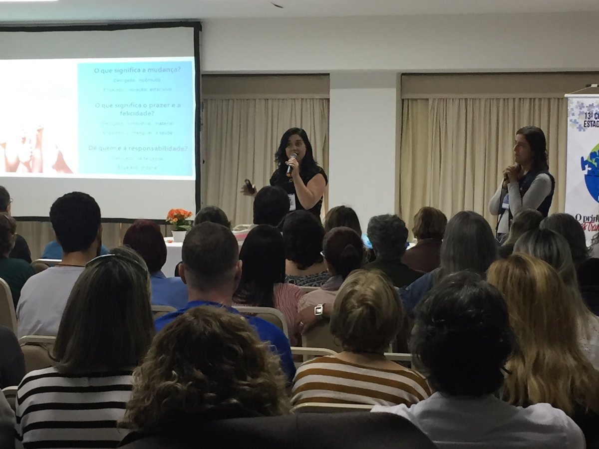 rogerioceribeli's tweet photo. Participando do 2º dia do 13ª Congresso Espírita do Estado do Espírito Santo, com a palestra “Sustentabilidade e Consumo Consciente” #FEEES https://t.co/9S9cXM1Sus
