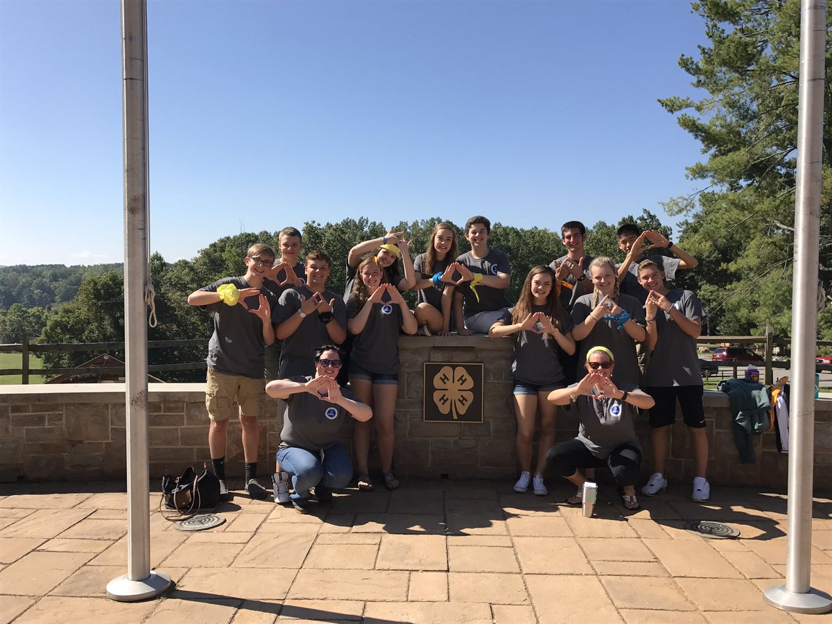 KRadsClasses's tweet photo. @Blacksburg_deca made it through #OLR #DECACAMP Thanks @VirginiaDECA!!👏👏👏 https://t.co/sO3Vjt1LYj