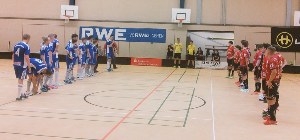 duefue96's tweet photo. Zum Debüt gab es ein schönes und faires Spiel gegen Neuwittenbek. Endstand 6:1! @floorballnwb
#floorball #fairplay https://t.co/mt2P6GUYia