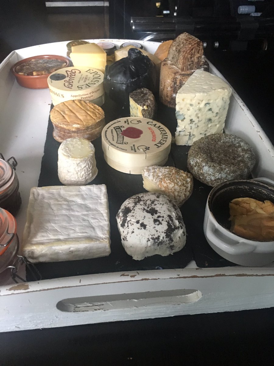 TruffleRest's tweet image. Tonight's a busy one but still seats tomorrow for lunch &amp;amp; then our Cheese &amp;amp; wine event in the evening