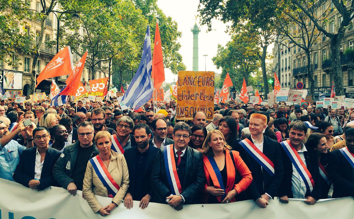 AQuatennens's tweet photo. Il est certain que nous étions plus nombreux que le 18 Mars. 150 000 ! La Police annonce 30 000. C'est #Macron et #Gattaz qui comptaient ? https://t.co/vPJHxtJSdS