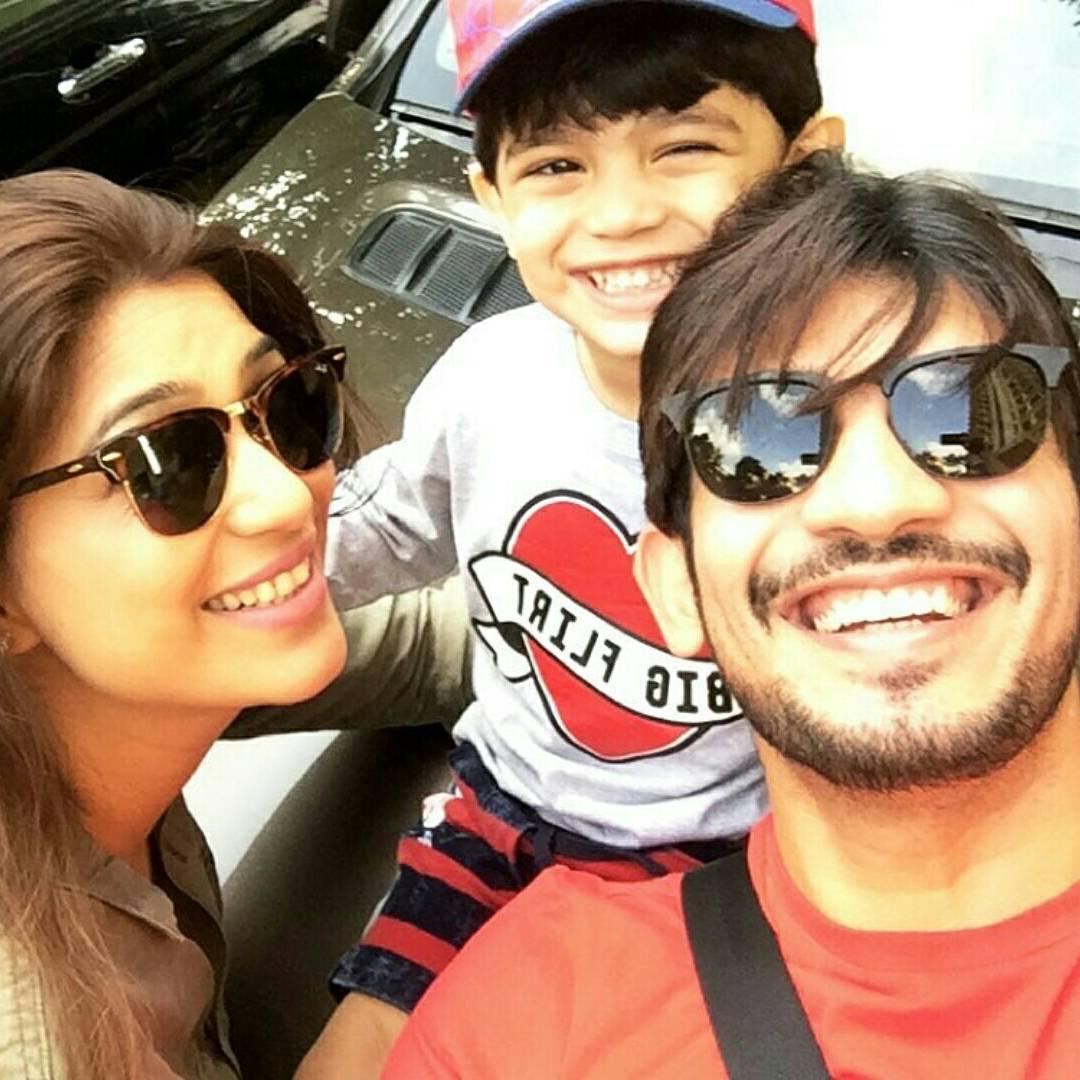 learner4lifee_'s tweet photo. Dis is something juz wonderful I came across. I love you guyz❤
Beautiful Peoples @Thearjunbijlani, #NehaDi & #Ayaan
Inke #IshqMeinMarjawan https://t.co/Ls6jhDLHjh