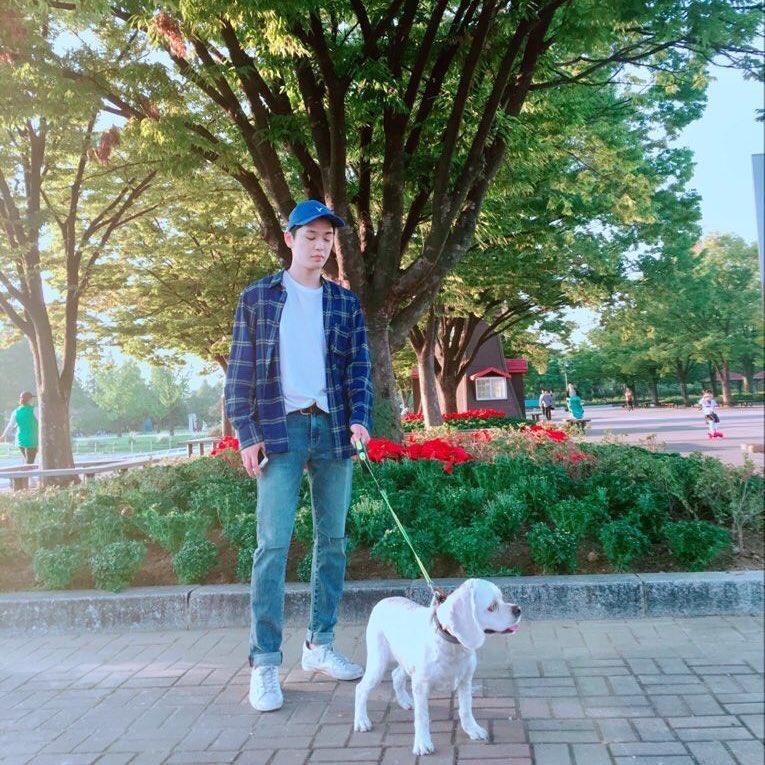 [#SouthClub] 9.22.2017 Ku shared some pictures while out walking his dog 🐶 #Get_Ku #kunku