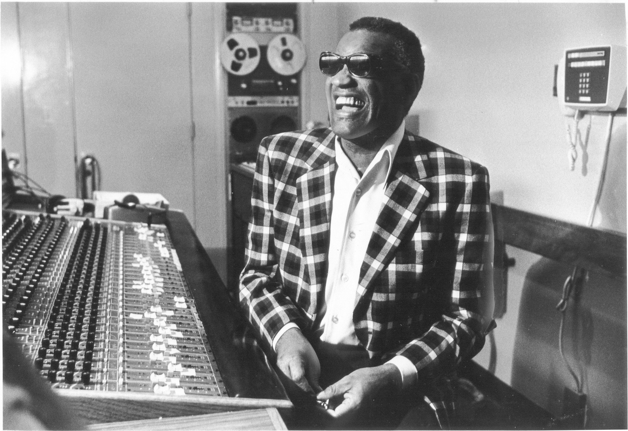 Happy Birthday to Ray Charles, who would have turned 87 today! 