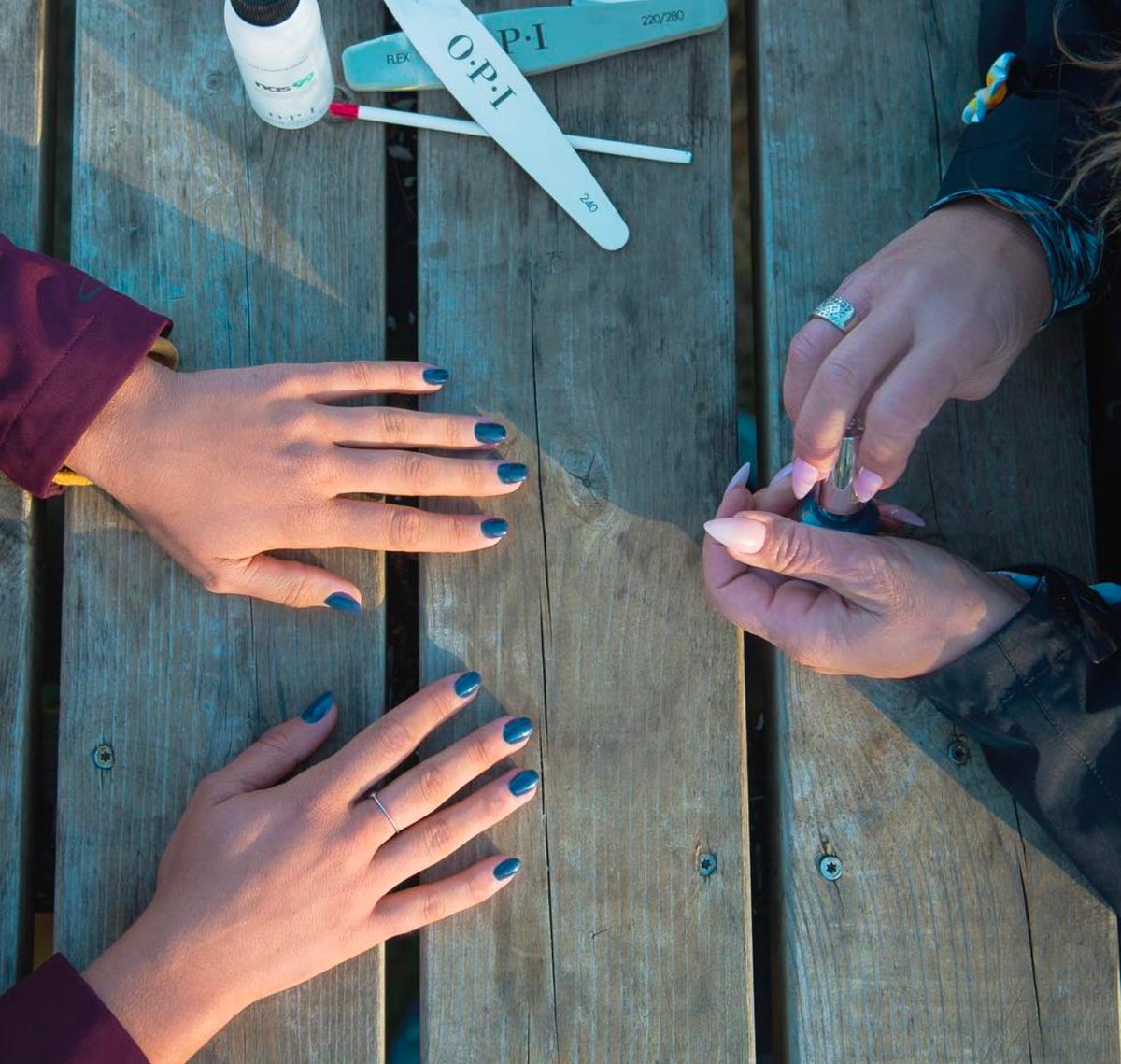 npdirect's tweet image. If you love #OPIIceland, don't forget to enter our exclusive giveaway! 💅🌿 Enter here - buff.ly/2wbpBuO #lessisnorse #NPDIceland