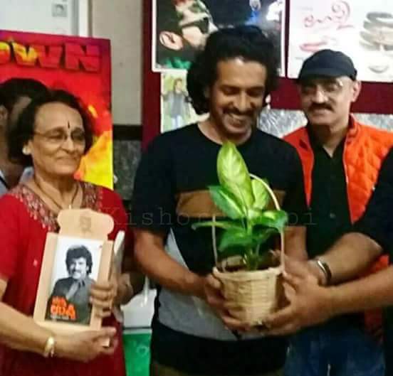UPPIFCVIJAYAPUR's tweet photo. #SuperStar Launching #NammaUppi Book
For Booking check out: https://t.co/Pp0dMBhEKi ,@nimmaupendra  @priyankauppi https://t.co/s1JkiK9g1C
