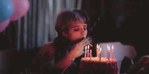 sayruel's tweet photo. 14th August, 2015 — 23th September, 2017; It's time to say goodbye to the Cry Baby era
#MadHatterMusicVideo https://t.co/OtPmuELsgE