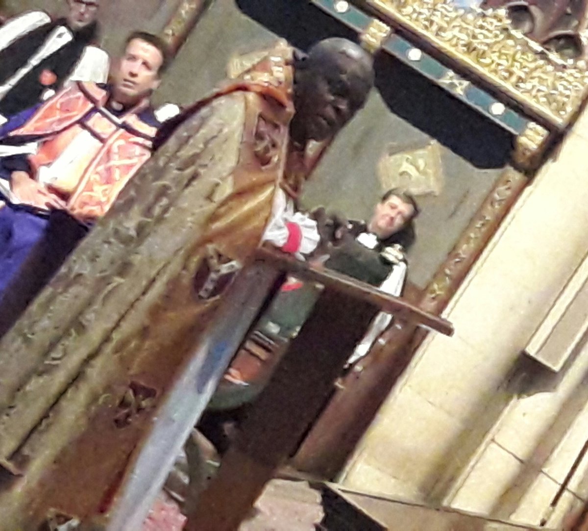 DioceseOfYork's tweet photo. "Jesus says 'I am the life - live me!'" - Archbishop @JohnSentamu at @York_Minster celebration of @DioceseOfYork #Deaneries. https://t.co/BEhYetKG5O