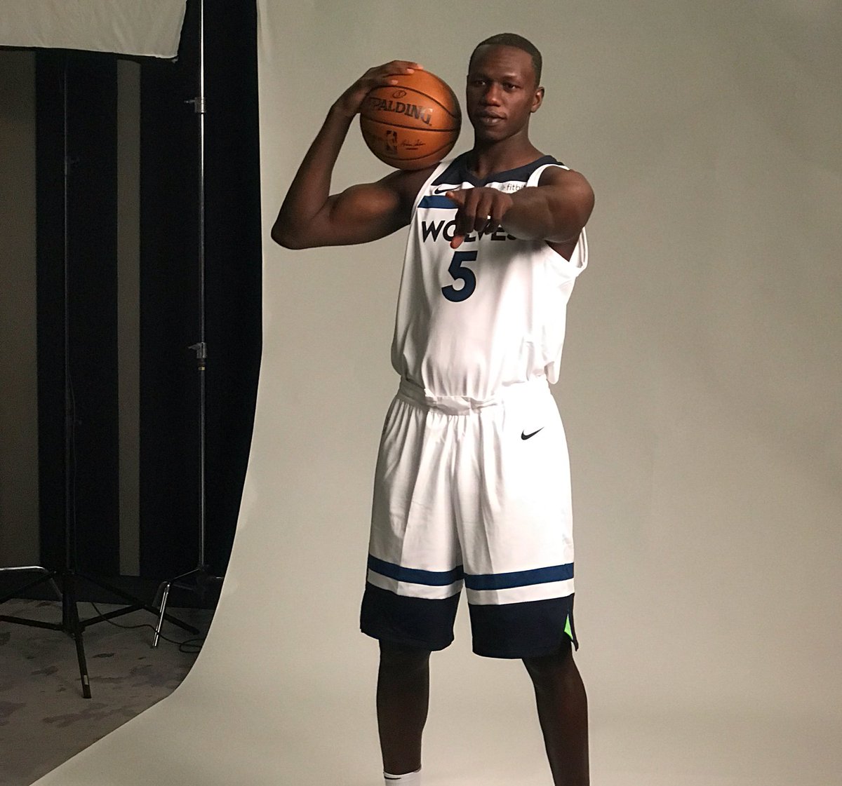 TimberwolvesFR's tweet photo. Quelques images du #WolvesMediaDay d'hier soir ! [1/3] https://t.co/JxuazvnBzi