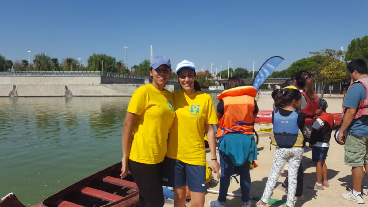 serendip2020's tweet photo. Disfrutando de este otoño veraniego, con la @Fund_Tambien @_IreneVilla_  ♿🚣🏀🎯🏸⚽ #FiestaDeOtoño  #socialdipity https://t.co/9kYhzseBu8